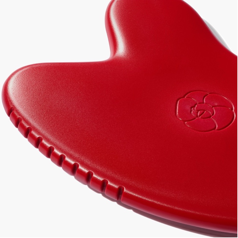 Finnish-French innovation partnership provides plastic-free massage tool for CHANEL